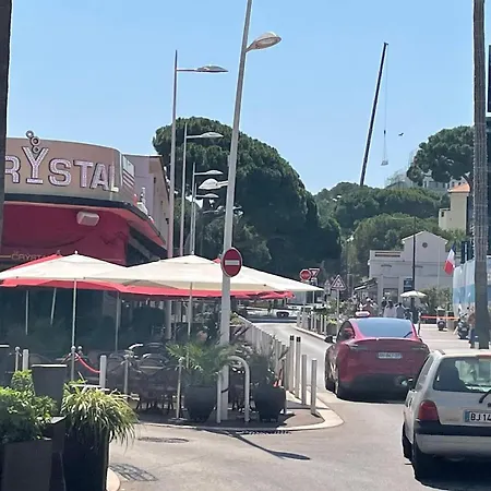 Penzion Urban Riviera Les Pins - Queen