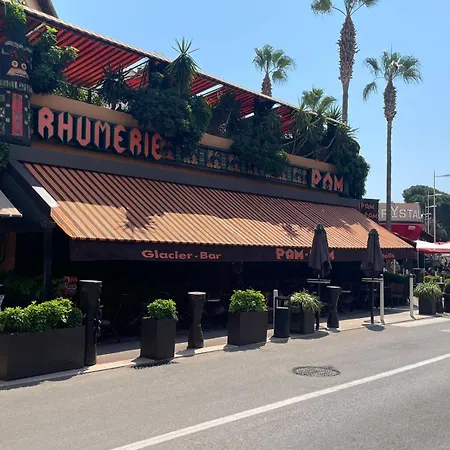 Penzion Urban Riviera Les Pins - Queen *